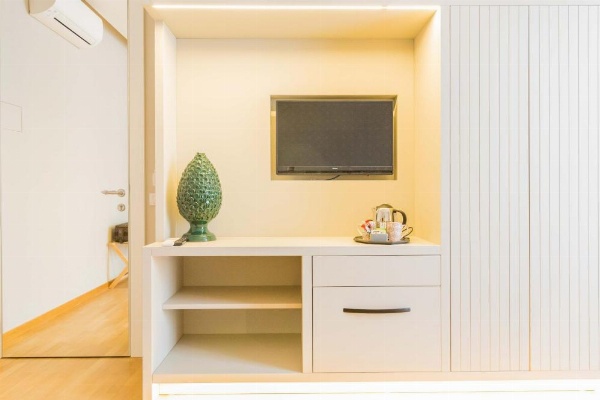 200 ROOMS & TERRACE image 14